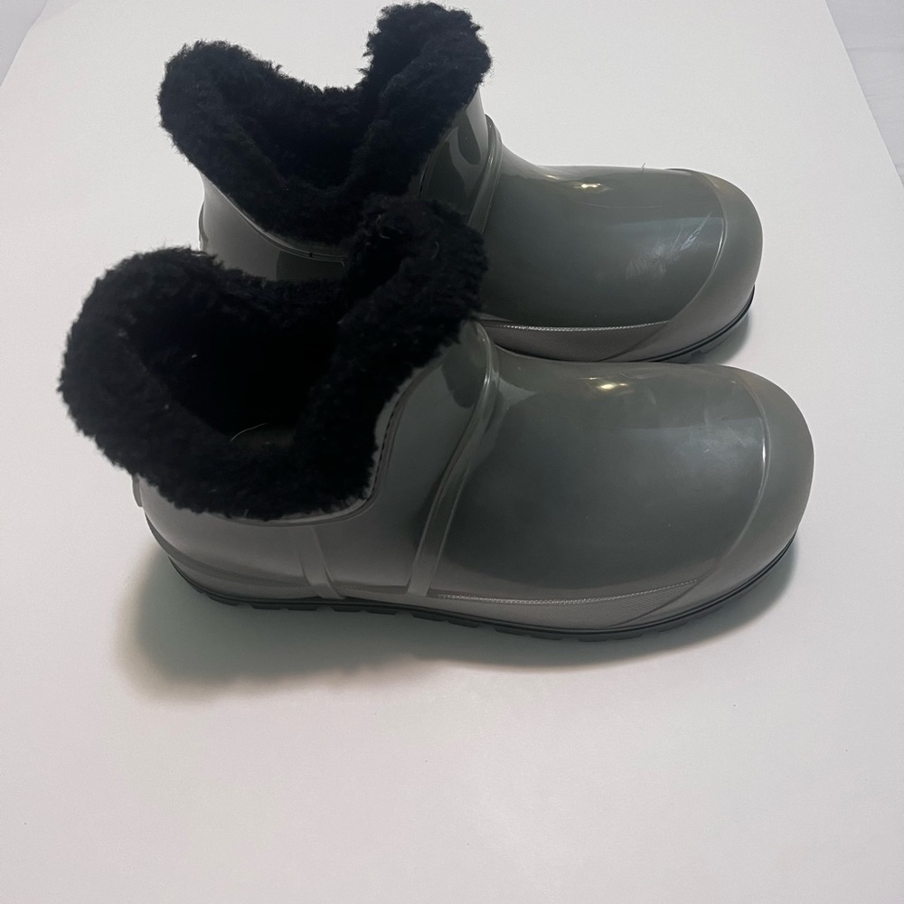 Brand New Ugg Rain Boots